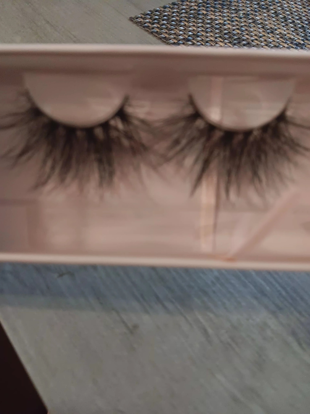 Others Follow Black Fluffy Faux Mink Lashes